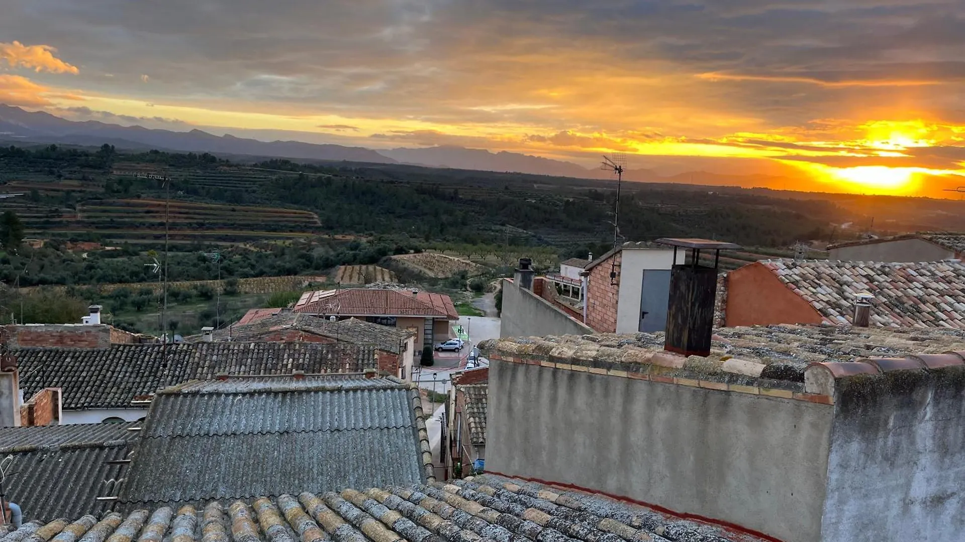 Ulls Del Priorat Villa El Masroig Semesterbostad